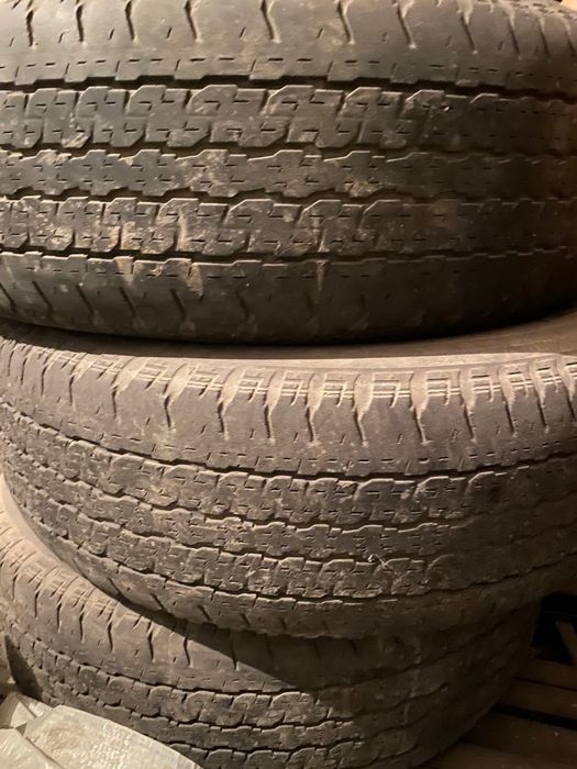 Продам шины на авто