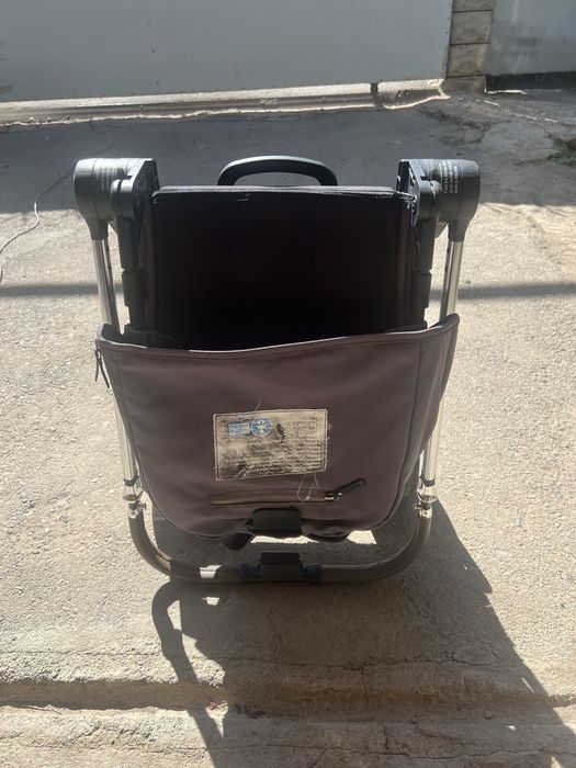 Продам детскую коляску б/у