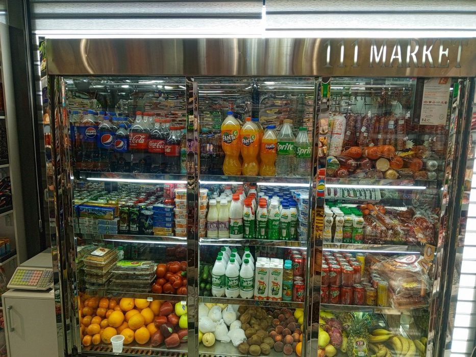 Korka vetrina xaladelnik universal