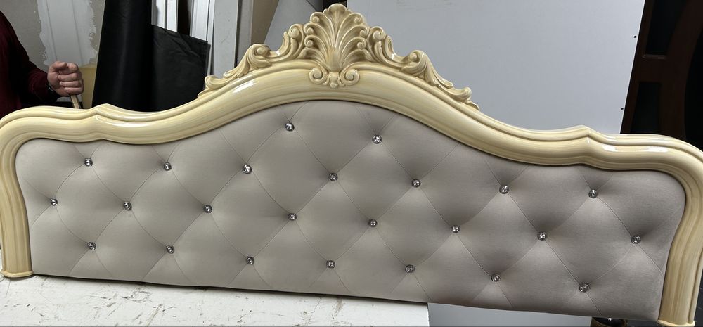 Tapiter la domiciliu clientului si in atelier propriu Braila - Galati