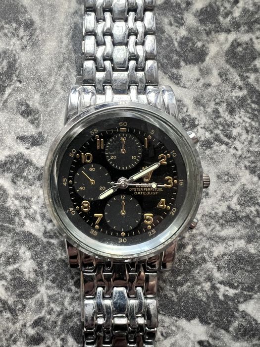 Часовници Omega и Rolex