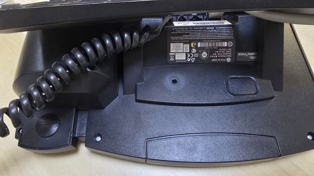 Telefon desktop VoIP Polycom SoundPoint IP550 - 15 Buc disponibile