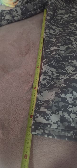 Pantaloni barbati camuflaj