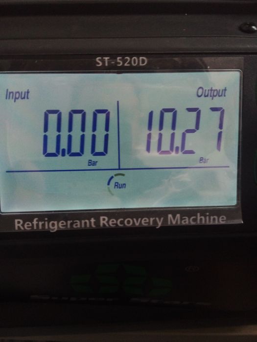 Станция за източване на фреони R32 R410 1234YF
