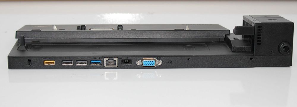 Докинг станция Lenovo ThinkPad Basic Dock 40A0