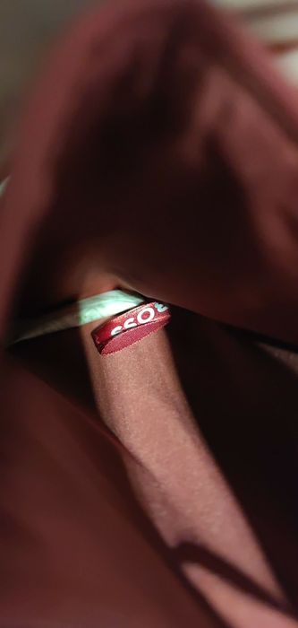 Boss малка чанта