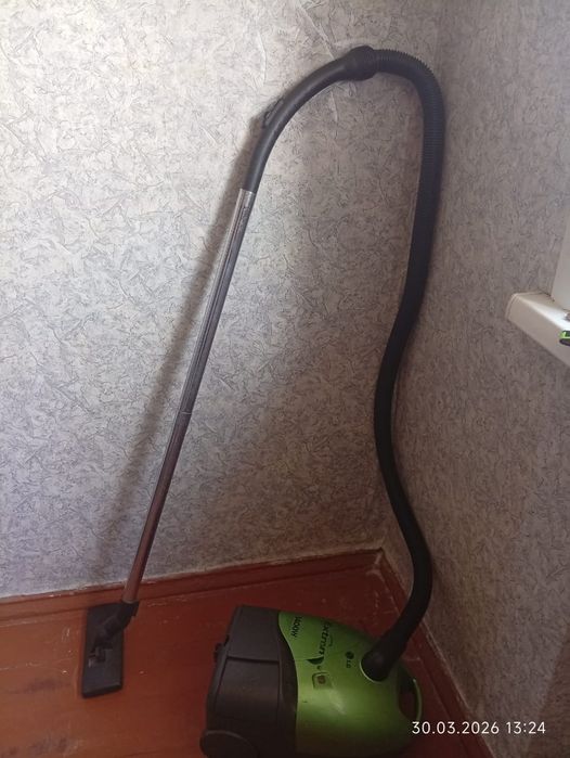 Продам пылесос рабочий