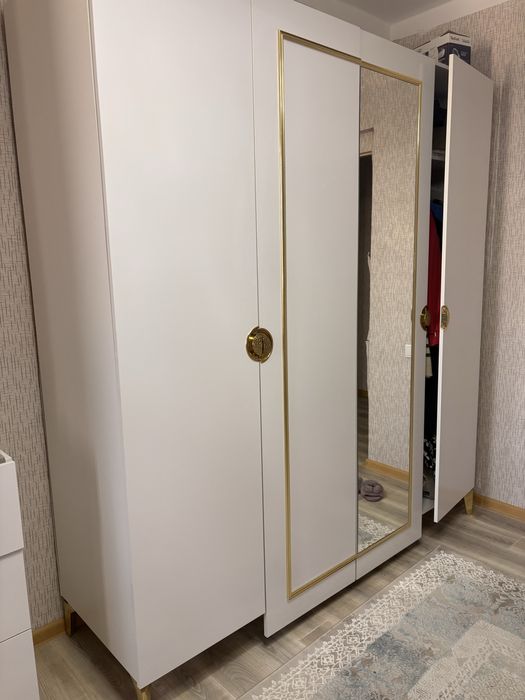 Продам новый, шкаф для вещей