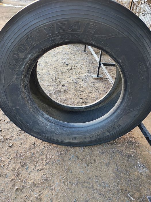 Шины грузовые и легковые