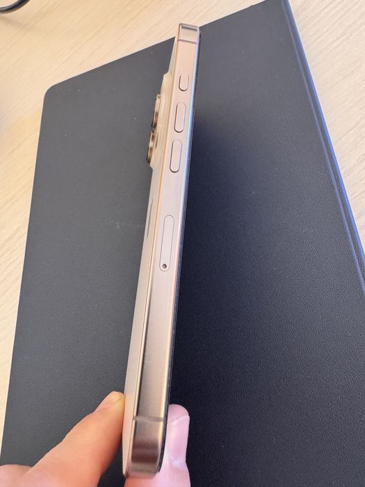 iPhone 16 Pro 128GB – Desert Titanium – Impecabil