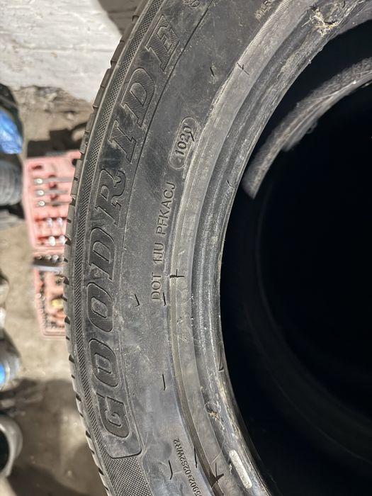 Продам резину r20
