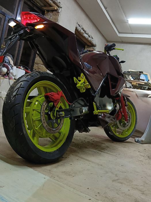 GT Se elektrbike sotiladi tinnu sastayaniya