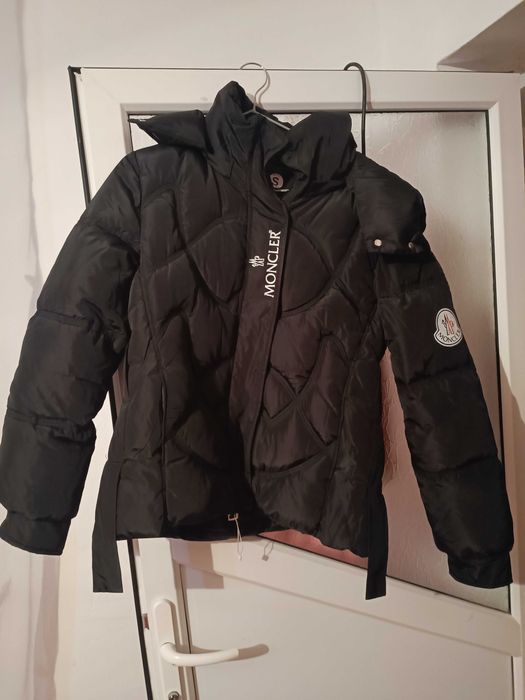 Geaca  nouă fara eticheta