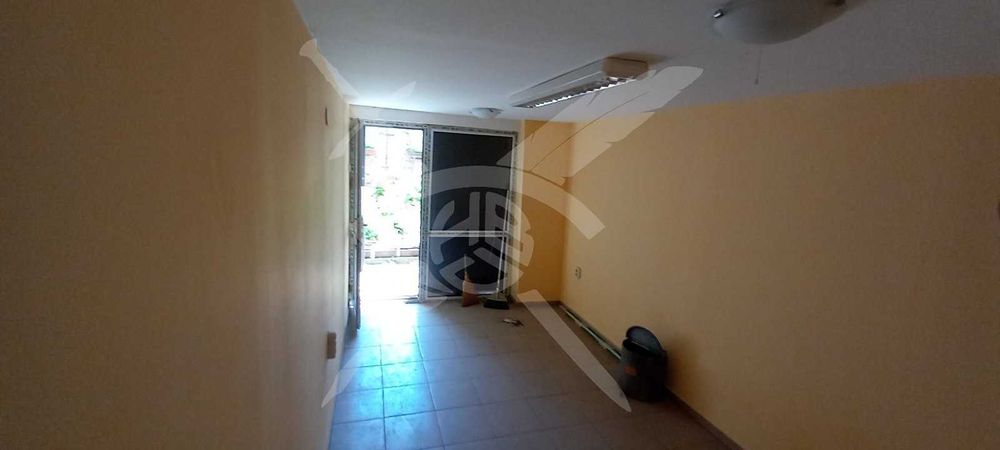 Дава се под наем Офис в Бургас, Възраждане - 15 кв.м за 20000 € - Снимка #2