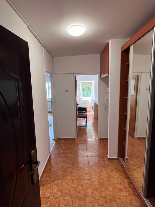 Garsonieră decomandată 42 mp | Bd. Ghica Tei 89 | Etaj 2 | 400 €/lună