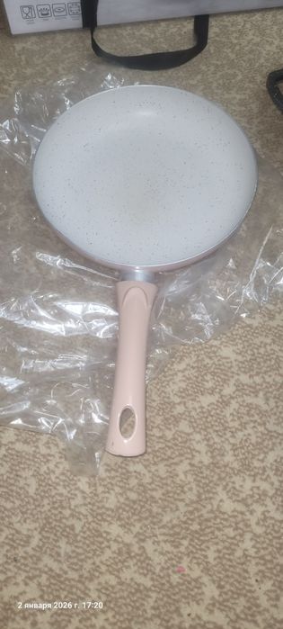 Продам набор кастрюли, сковороды