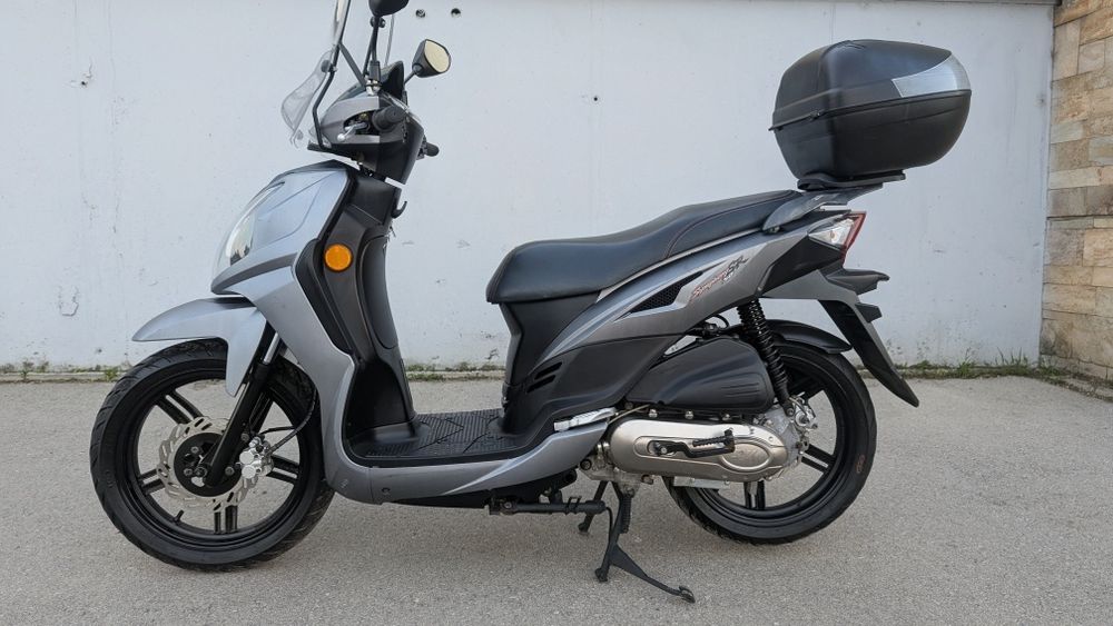 Скутер мотор мотопед SYM Symphony SR 49 / 50 кубика 4 тактов сим симфони ср