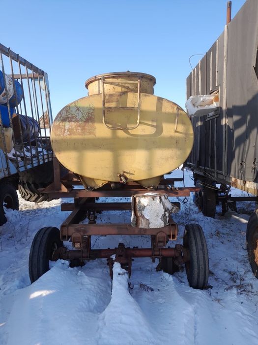 Продам цистерну 4куб под диз.топливо