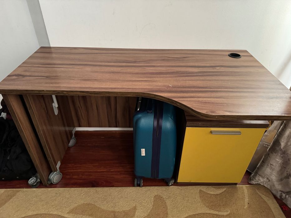 Шкаф стол для учебы и кровать