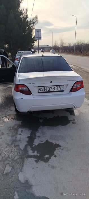 Nexia 2 ,1,6 sotiladi