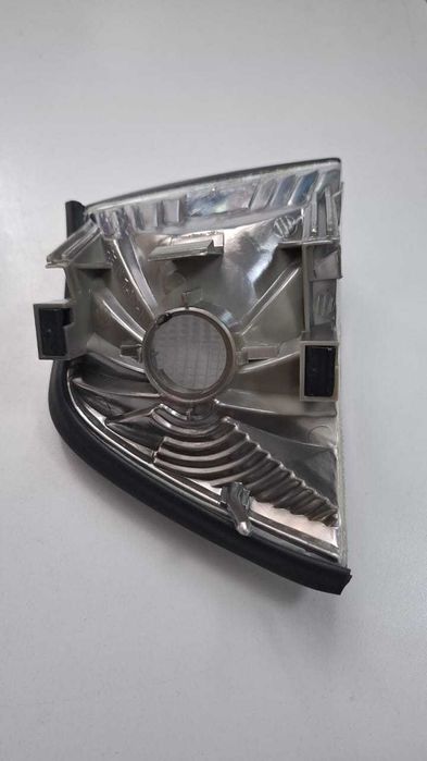 поворотник ЛЕВЫЙ БМВ 3 Е36 Купе