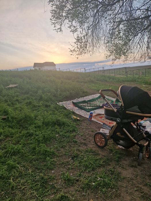 Продам коляску Teknum
