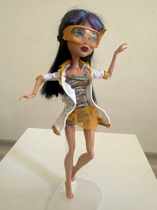 Monster high Клео безумные ученные