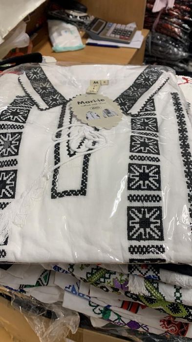 Bluza tip ie . Bărbați , dama , copii