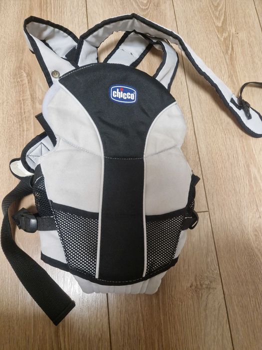 Marsupiu chicco în stare foarte bună