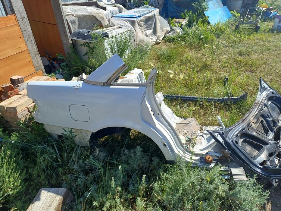 Продаётся запчасти на Ауди