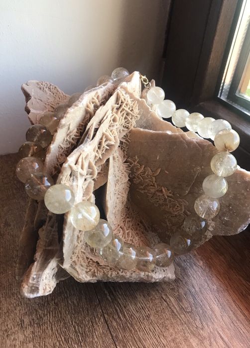 Красиво колие от ЕСТЕСТВЕНИ КАМЪНИ