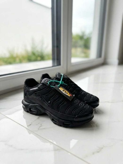Adidasi NIKE Tn Triple Black - Full Box - Calitate PREMIUM
