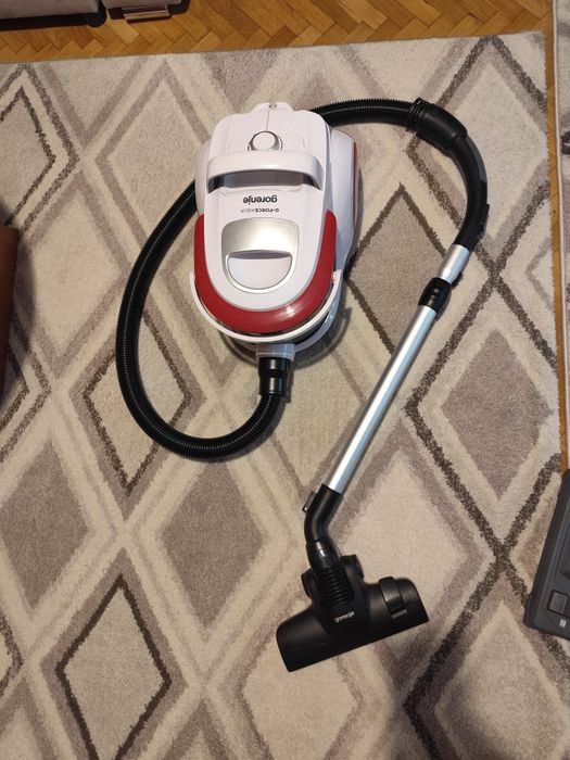 Прахосмукачка Gorenje G-Force Aqua с воден филтър