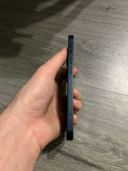 Айфон 13 в идеальном состоянии