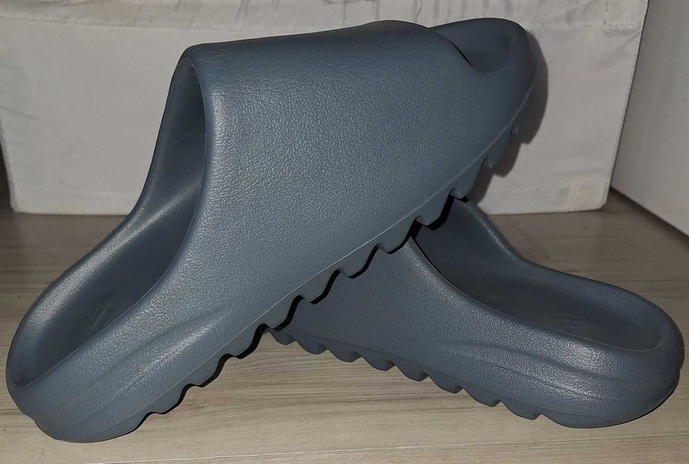 Yeezy slide Slate Gray (размер 44-45)