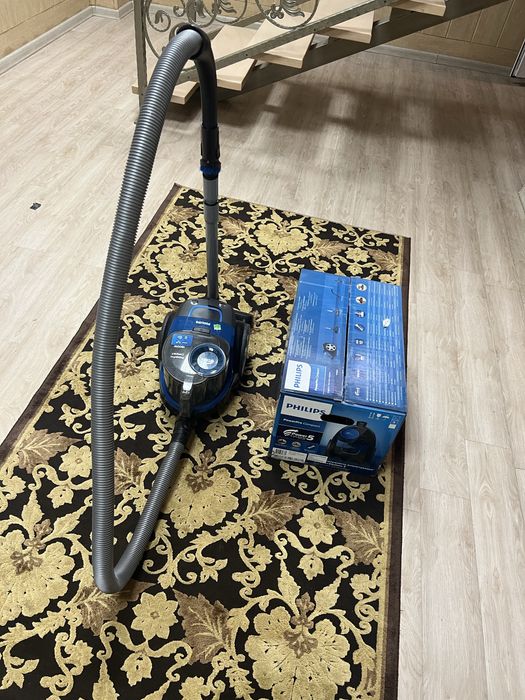 Пылесос Philips в хорошем состоянии