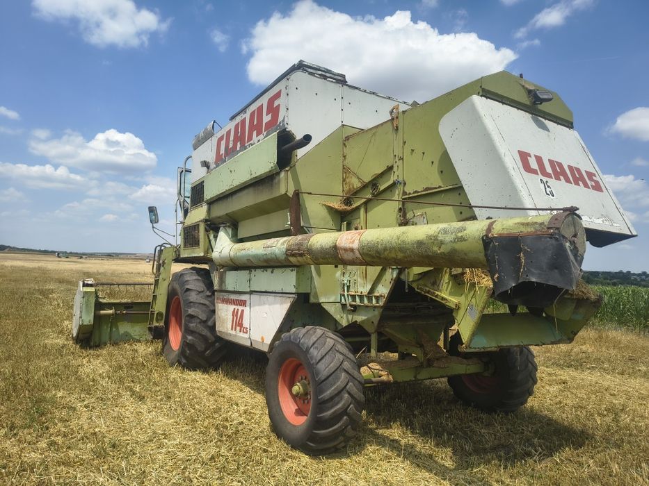 Vând claas comandor 114