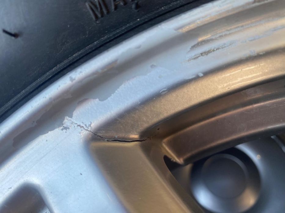 Продам диски с шинами