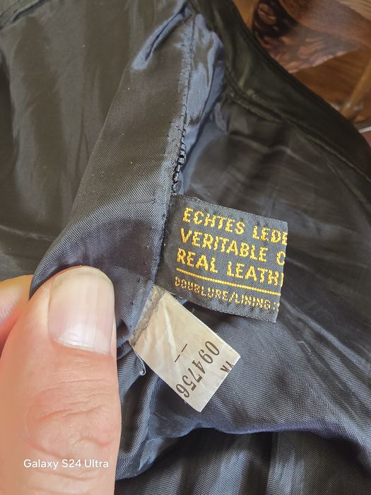 Продавам кожени панталони от естествена кожа,защото ми омаловажава.Панталона издържа на вятъра,дъжд и всичко. Обик 110см.