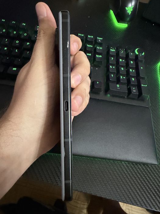 Asus Rog Phone 8 (256/16)
