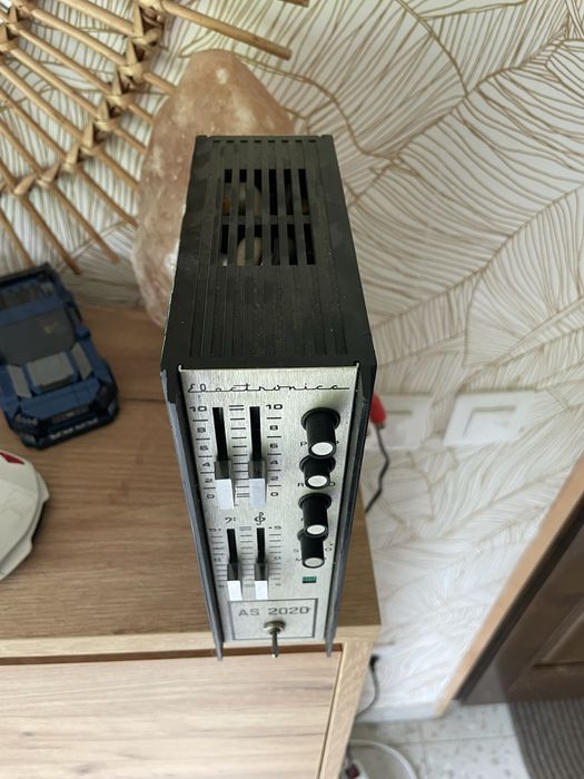 Amplificator romanesc AS 2020- 20 wati-8 ohmi