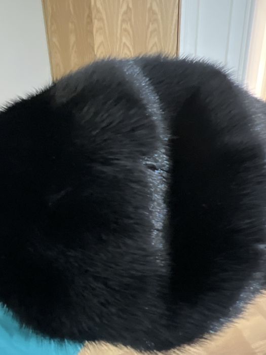 Проадется норковый берет