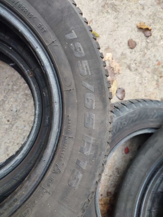 2 бр. 195/65/15 зимни гуми BFGoodrich