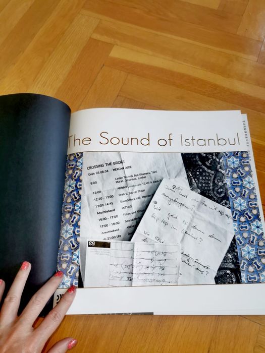 Книга с музикални дискове турска музика модерна традиционна етно поп !