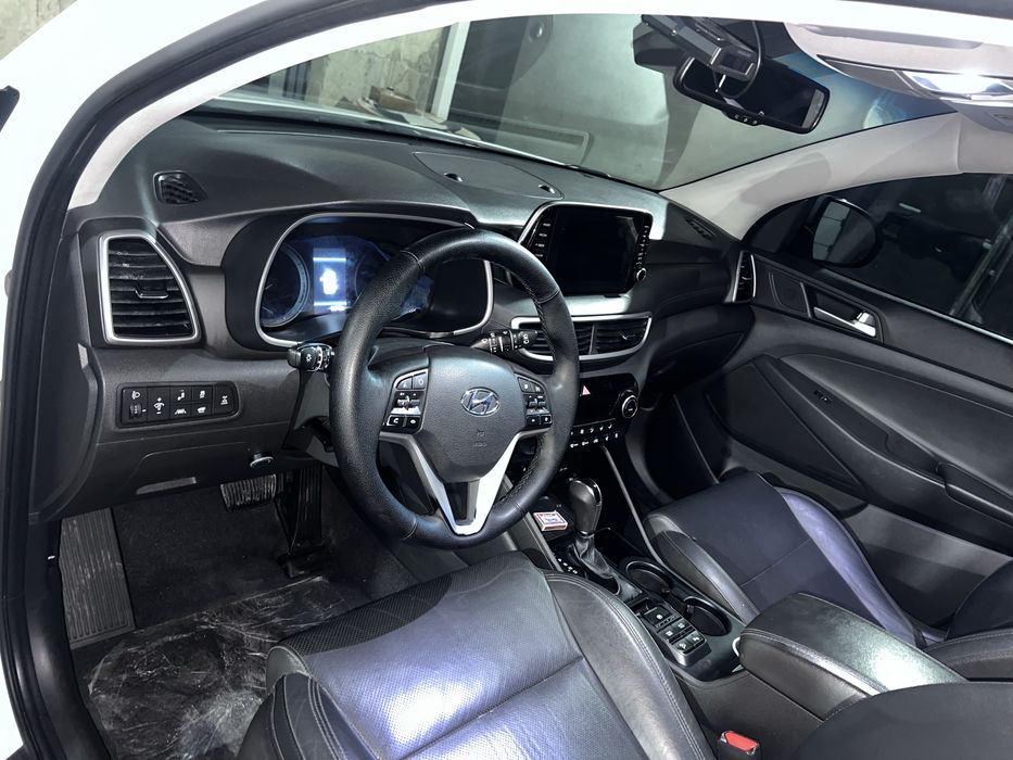 Hyundai Tucson full 2020
