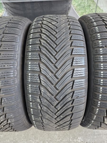 225/50/17 MICHELIN 4бр