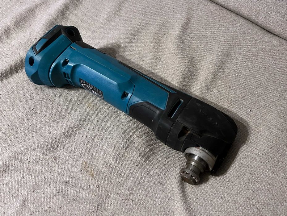 Makita DTM51 Unealta Multifunctionala Oscilanta 18V LXT