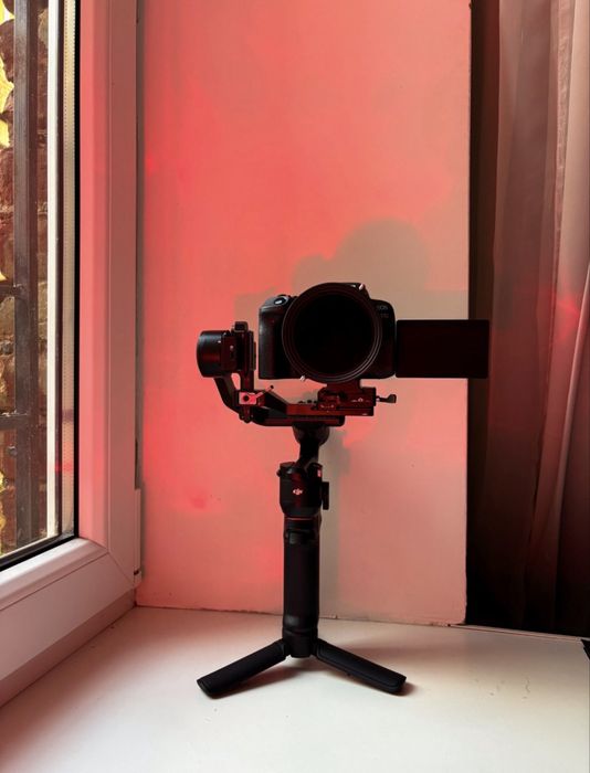 Canon Eos R10 / Dji Rs3 Mini