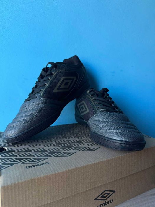 Обувки Umbro Diagonal за футбол в зала UK 7,5 / US 8,5 / 42 EUR