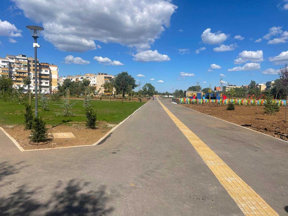 Давам под наем УПИ/парцел до парк Сениче, гр. Враца